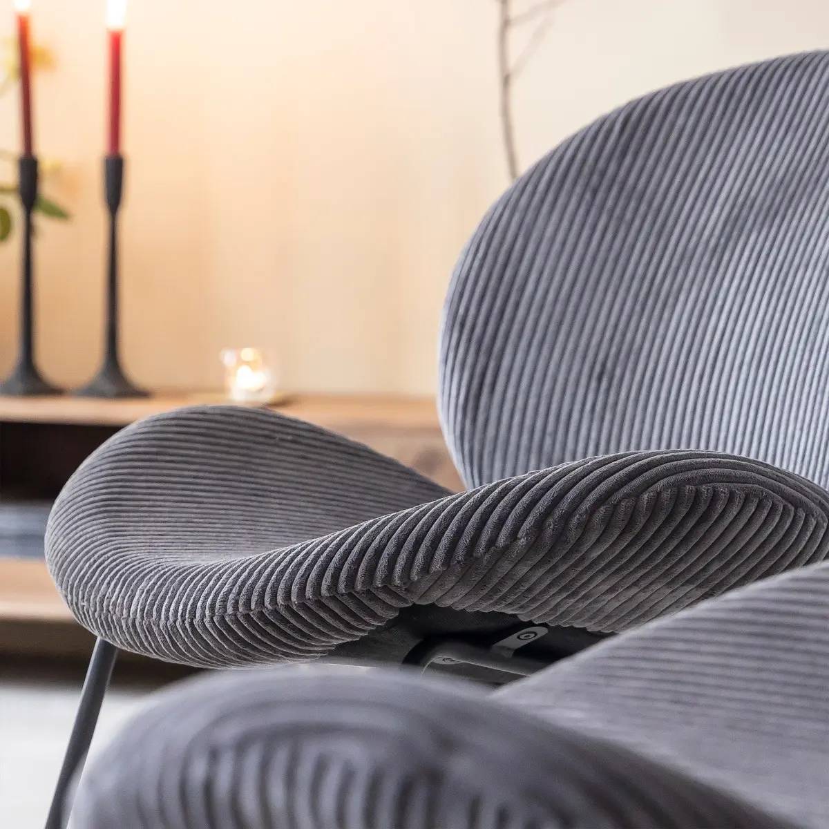 nettoyer des chaises en velours