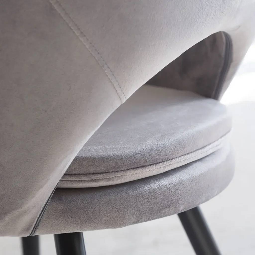 nettoyer des chaises en velours