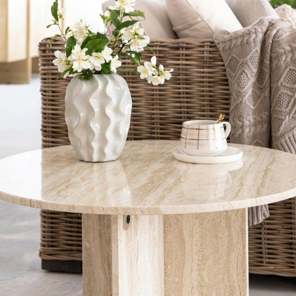 Table basse ronde en marbre Grâce