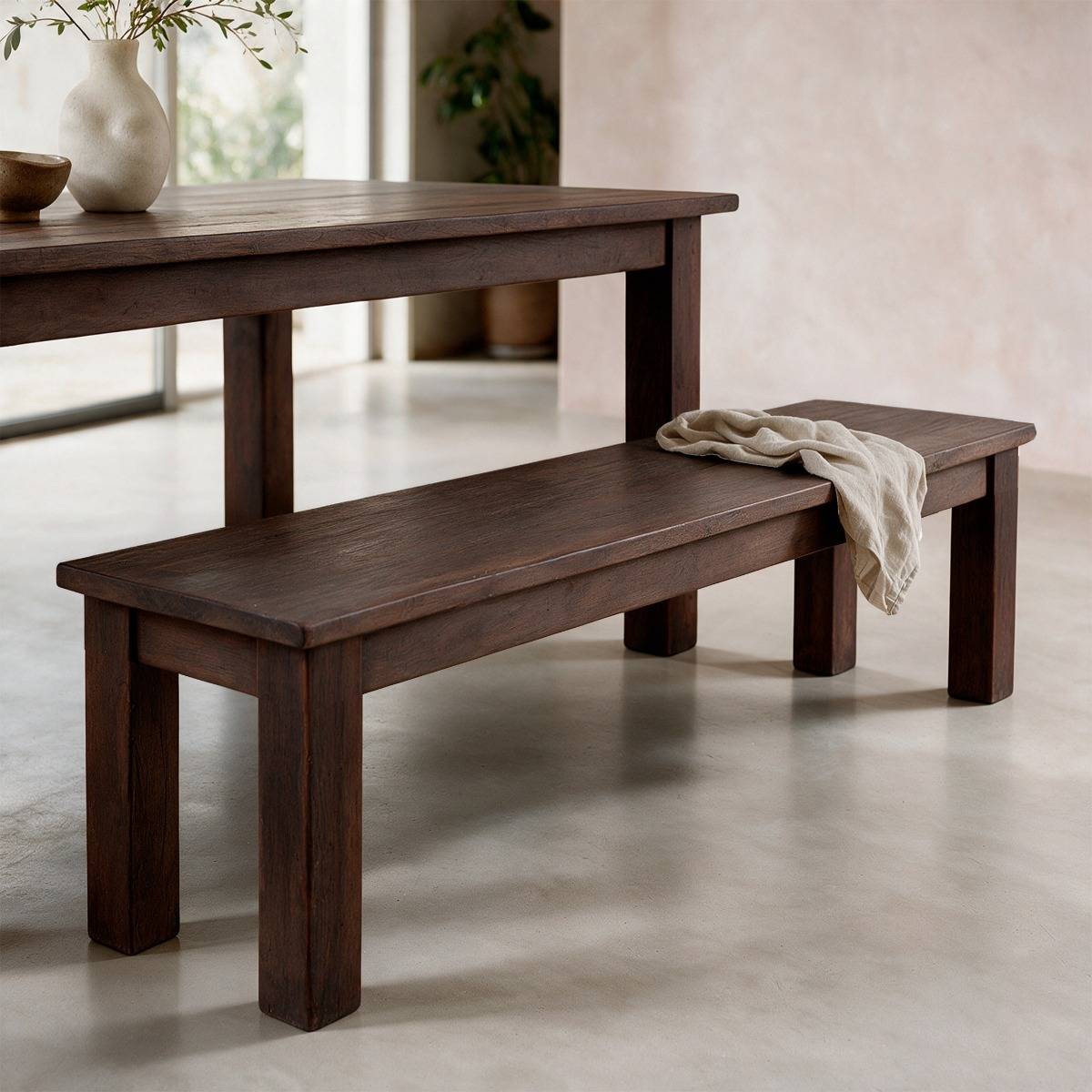 Table à manger + 2 bancs en bois recyclé Indra