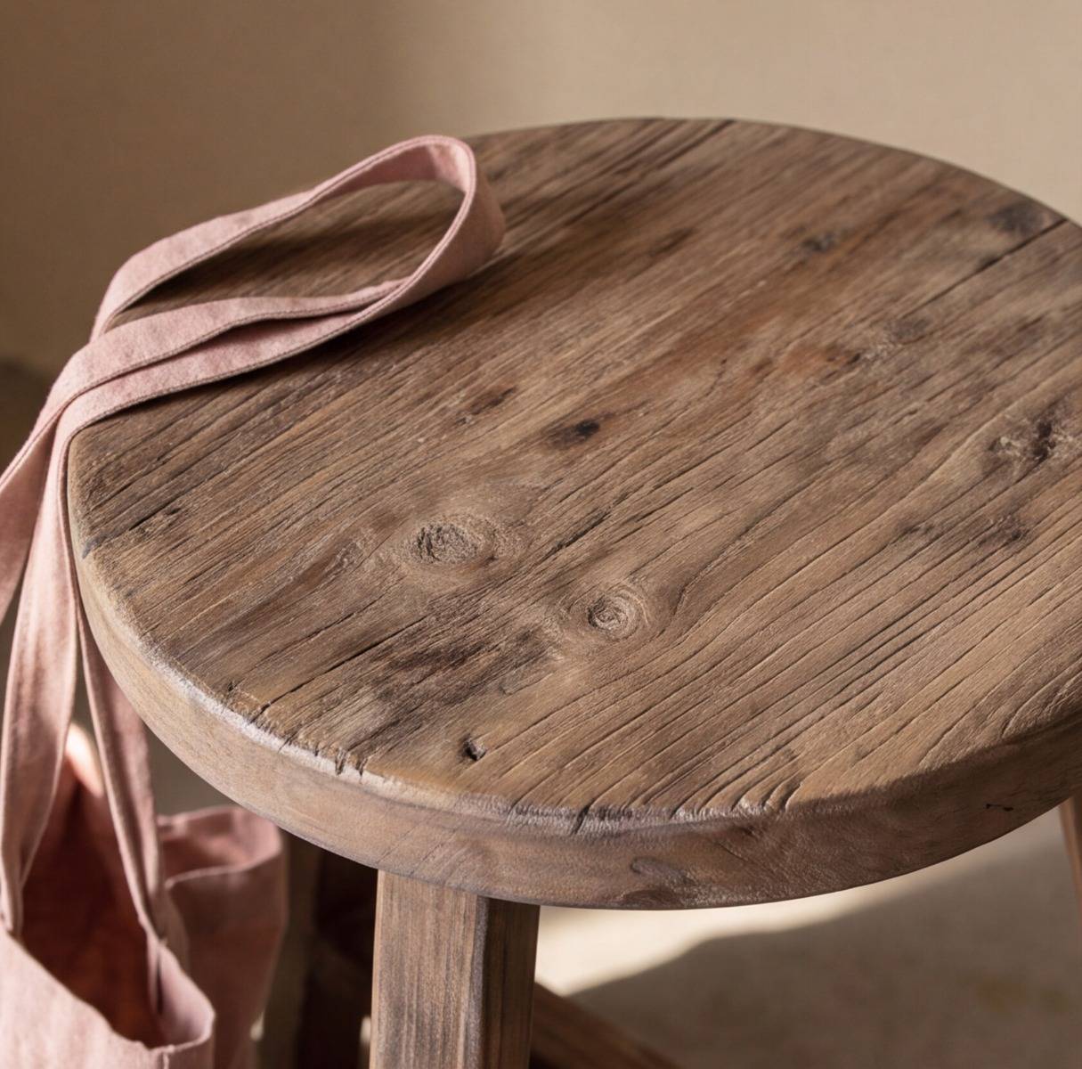 Tabouret en bois recyclé Nolah
