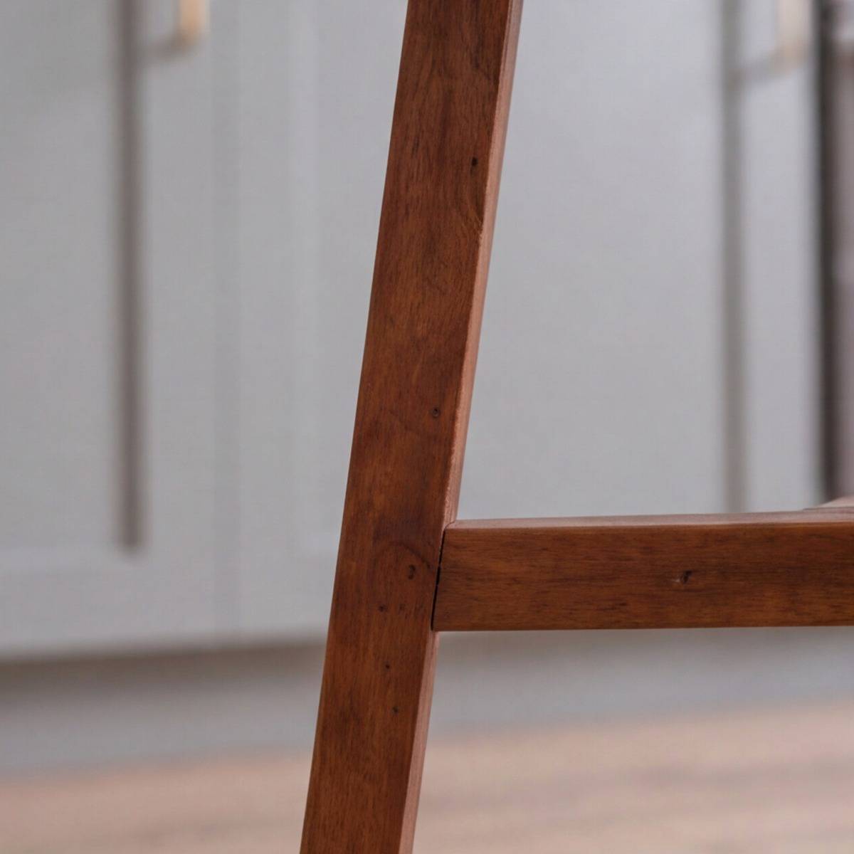 Tabouret de bar en bois recyclé Indra
