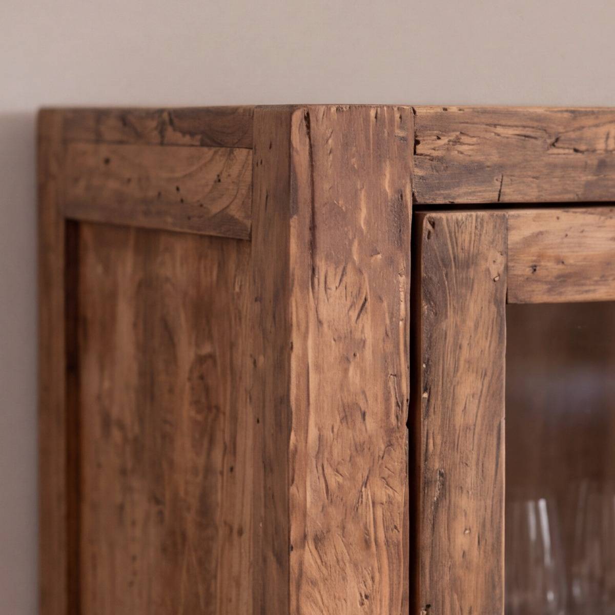 Colonne en bois recyclé Indra