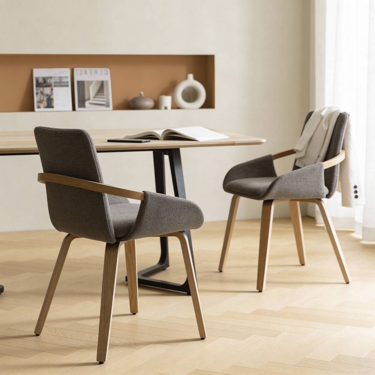 Chaise en bois de sapin et tissu gris chiné Calwen (lot de 2)