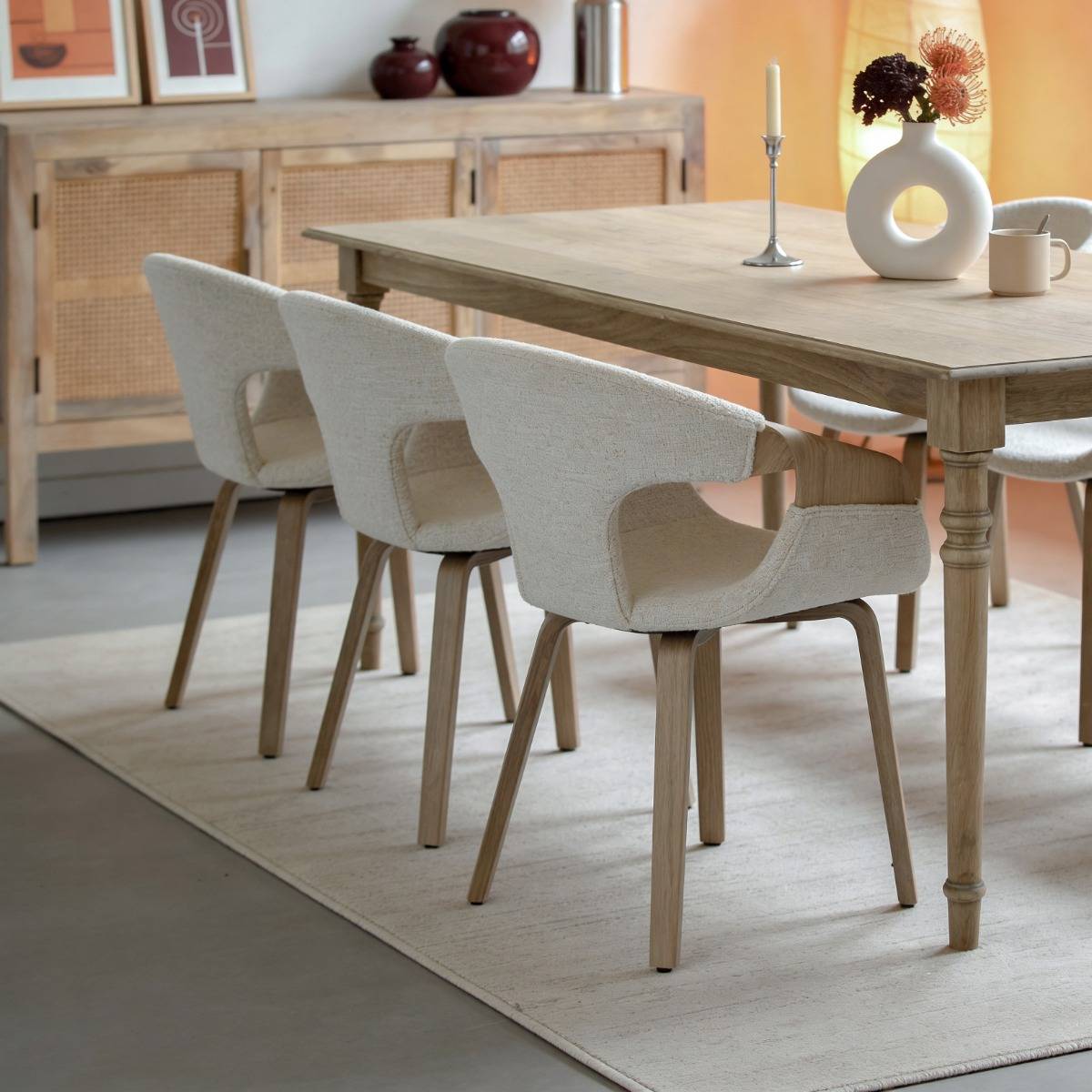 Chaise arrondie en bois de sapin et tissu écru Miriya (lot de 2)