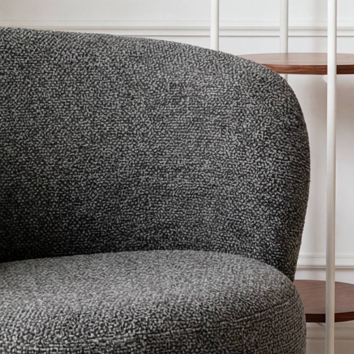 Fauteuil en tissu gris anthracite et pieds en métal Erya