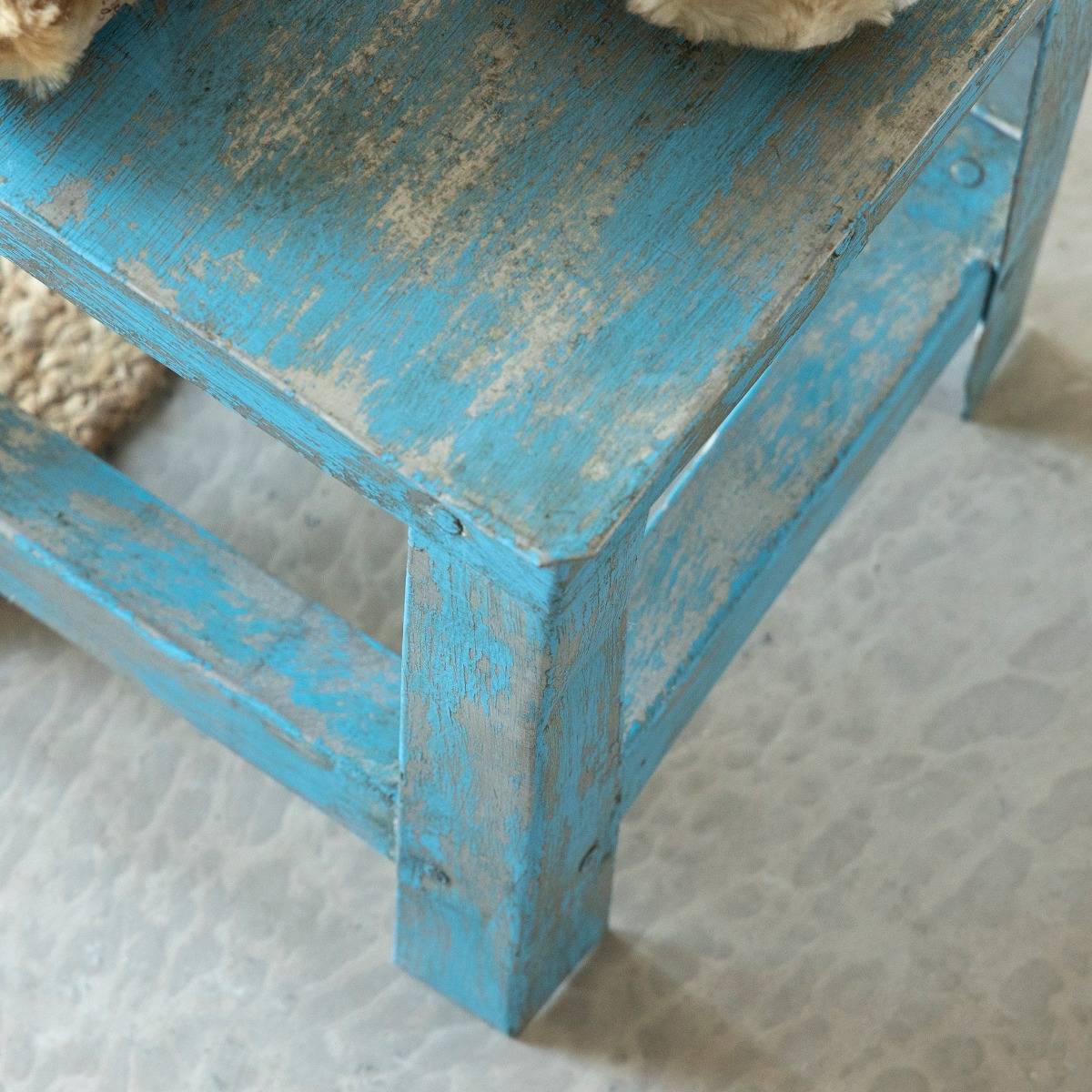 Petit tabouret en métal Alban