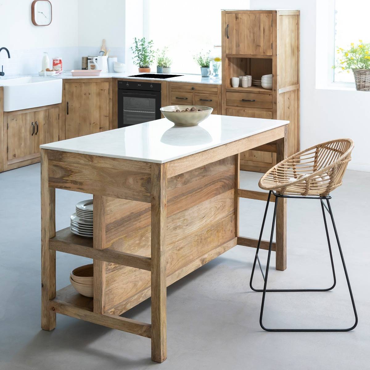 Ilot central en bois de manguier et marbre blanc Louisa