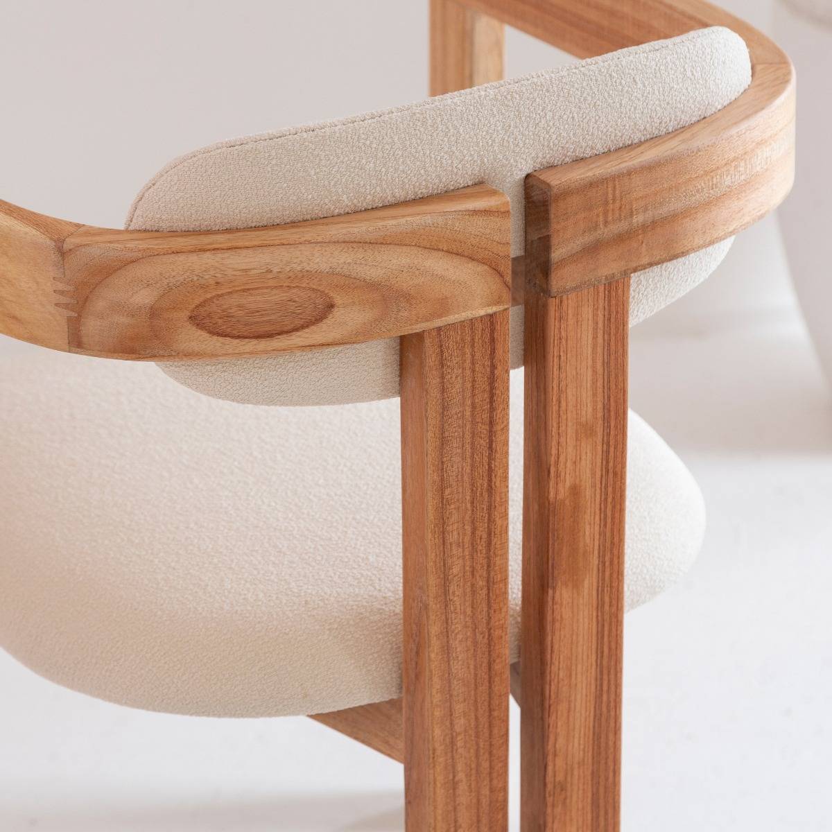 Chaise en bois de mindy et tissu bouclette Suzie (lot de 2)