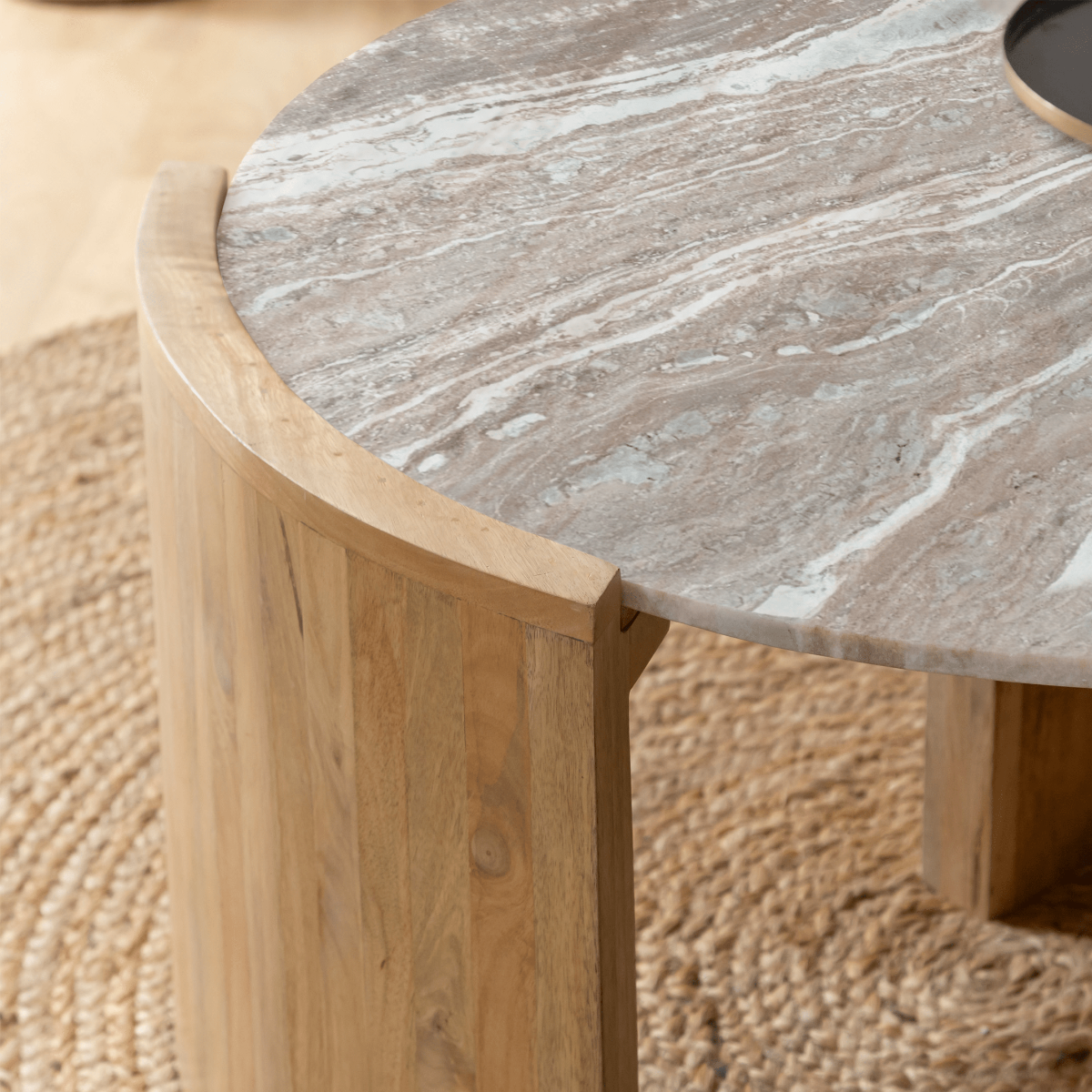 Table basse en bois de manguier et marbre Isabella