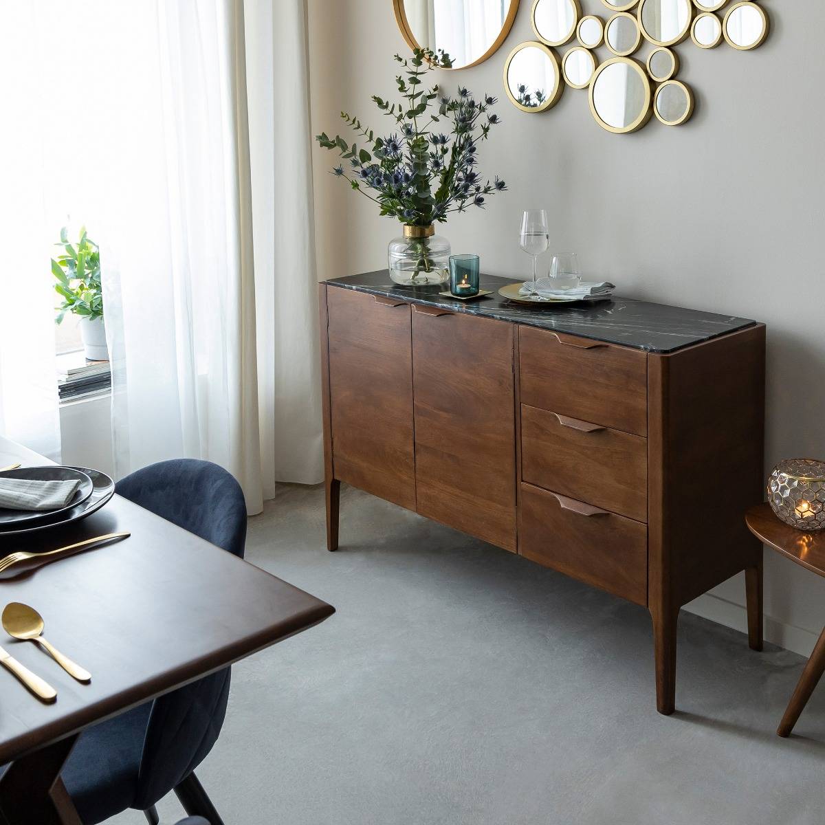 Buffet en bois de manguier et marbre noir Roch