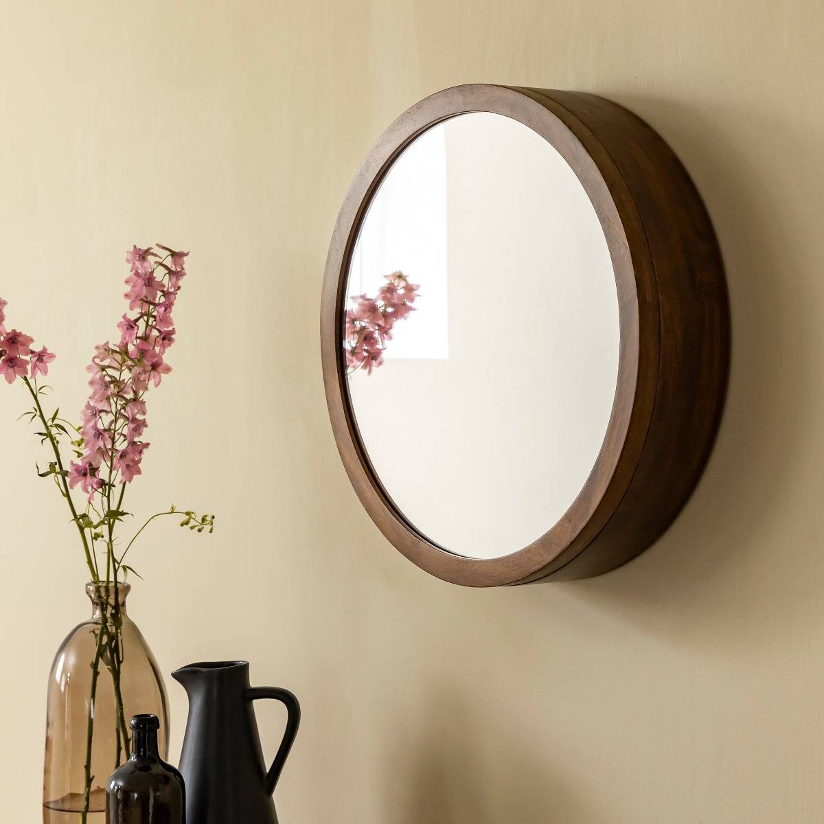 Miroir avec étagères en bois de manguier foncé Remick