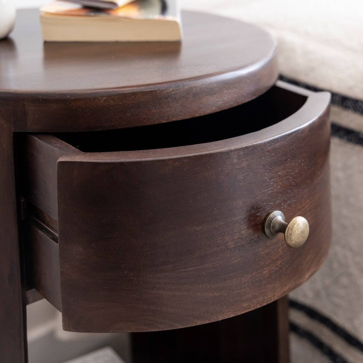 Table de chevet ronde en bois de manguier Isao