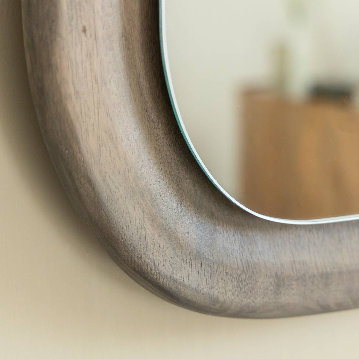 Miroir ovale en bois de manguier Marley