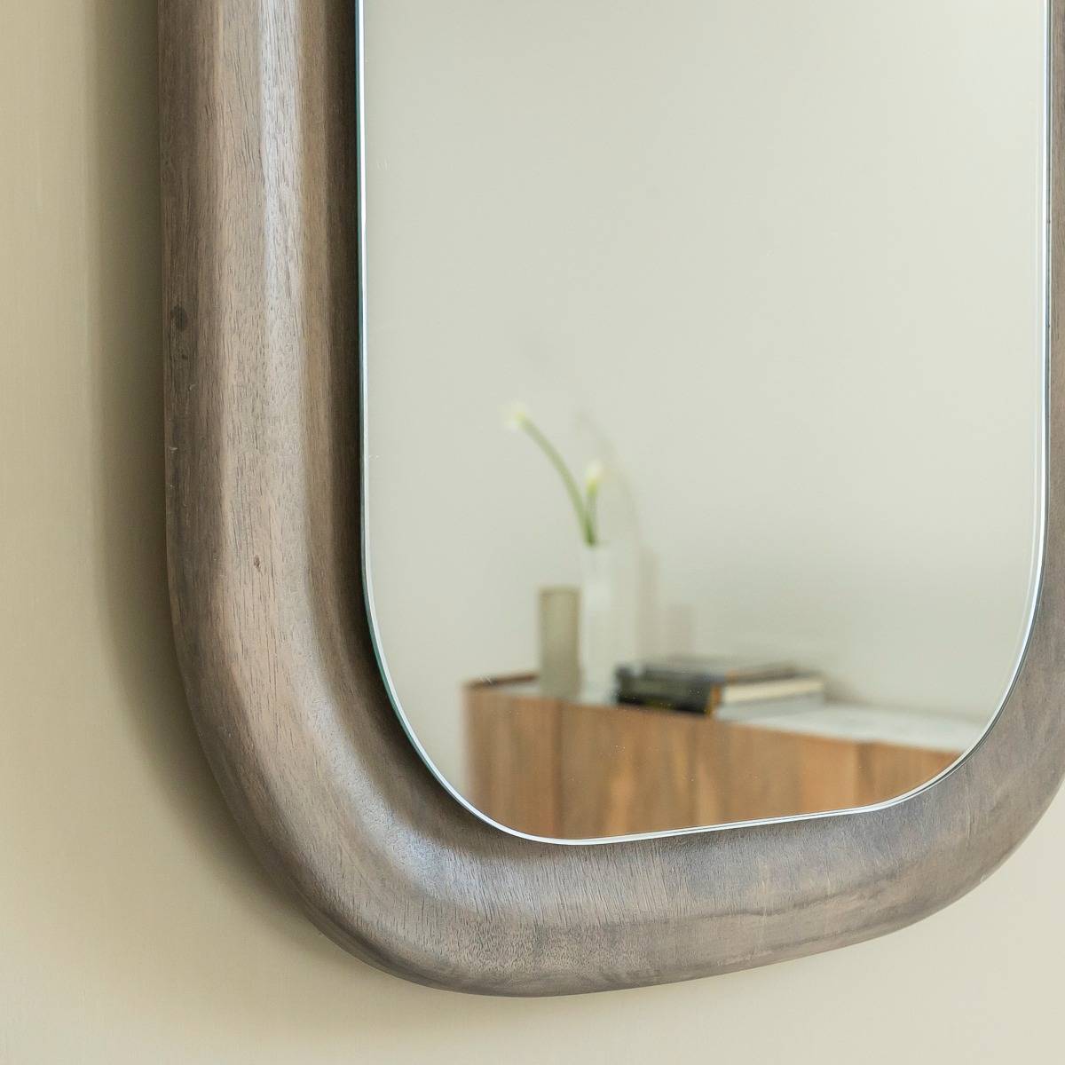 Miroir ovale en bois de manguier Marley