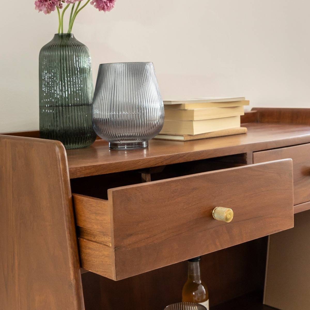 Buffet haut en bois d'acacia Emiel