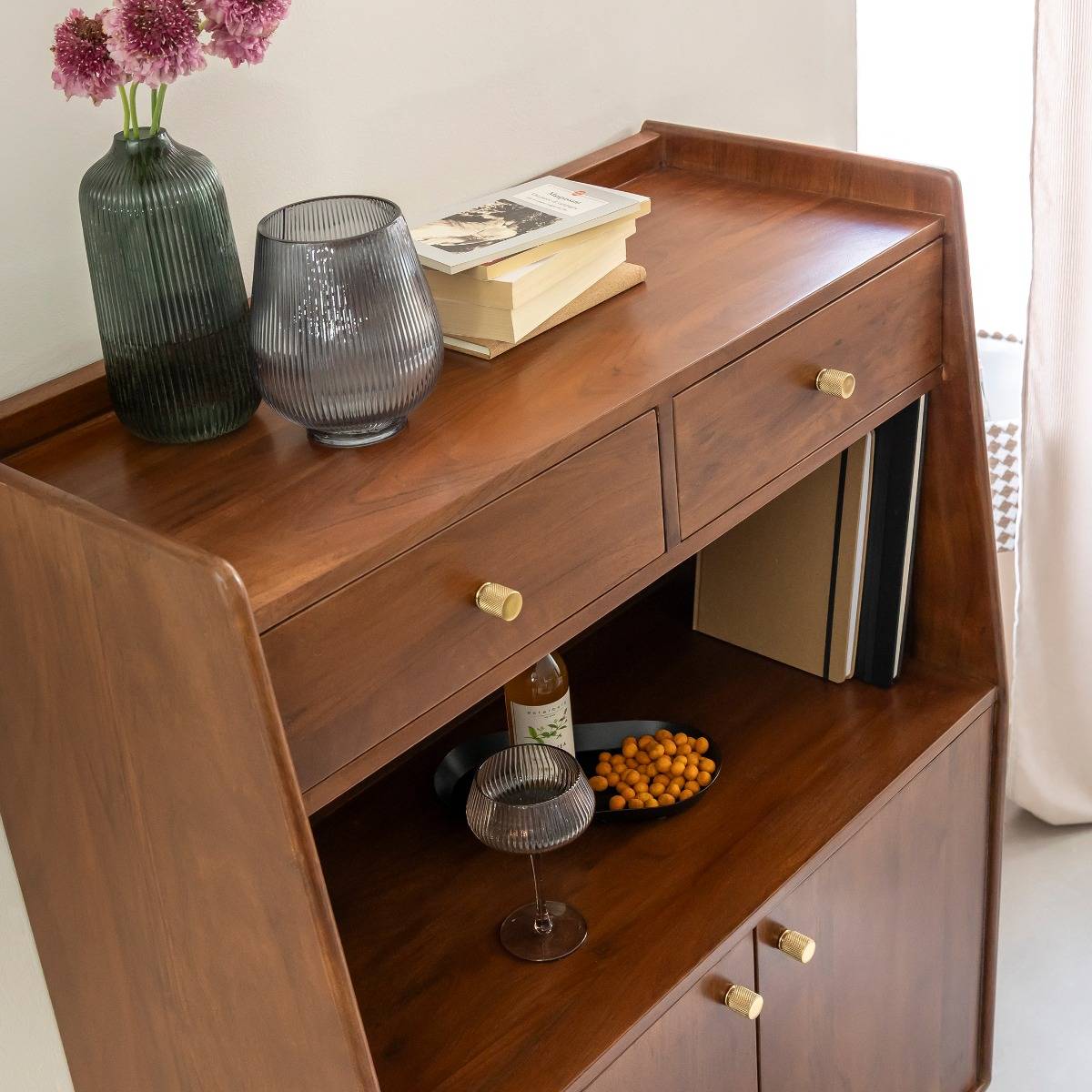 Buffet haut en bois d'acacia Emiel