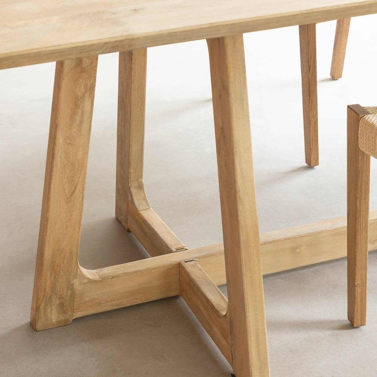 Table à manger en bois de manguier Anastasia