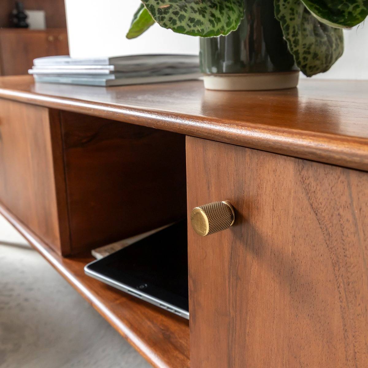 Meuble TV 3 portes en bois d'acacia Emiel