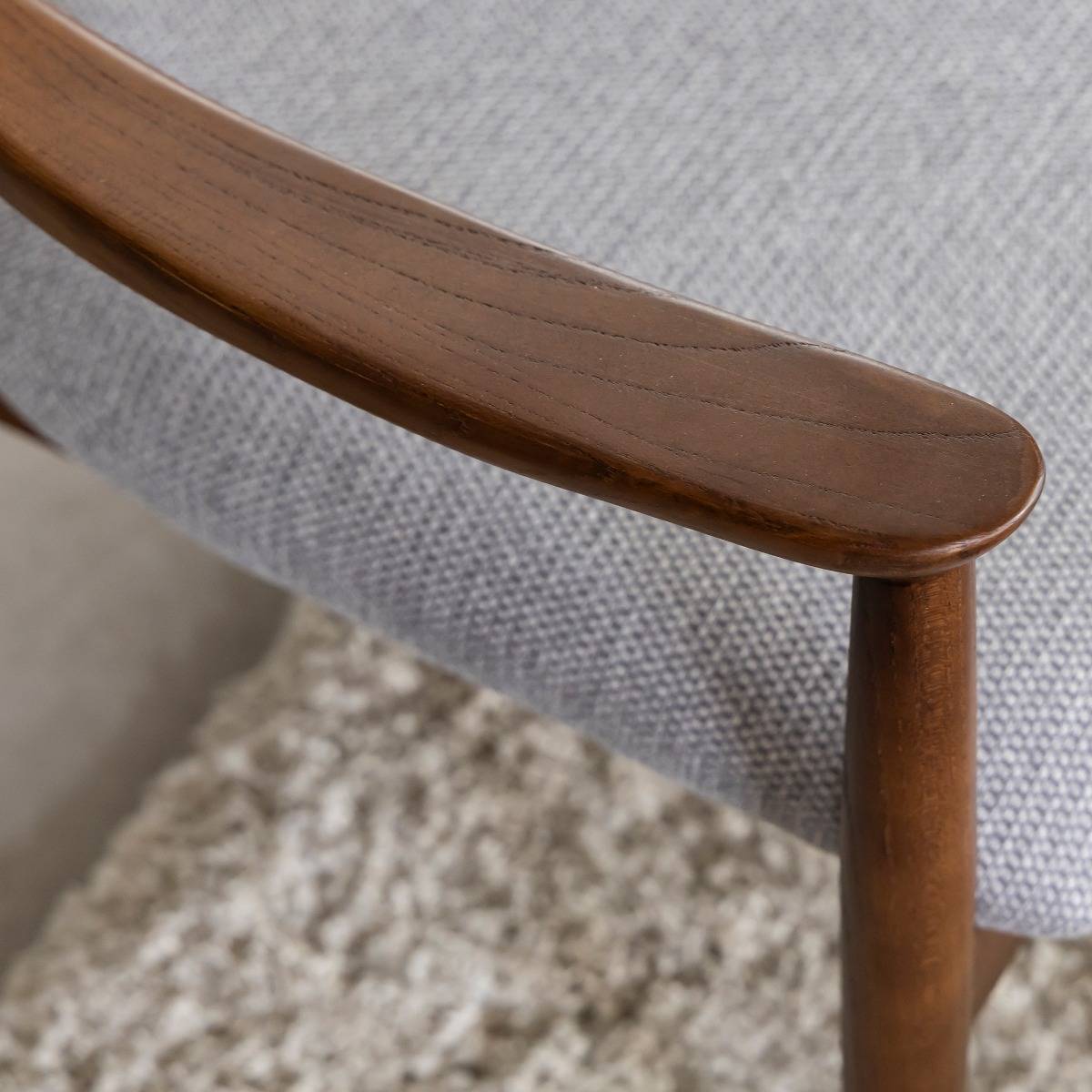 Fauteuil en bois d'orme et tissu gris Orphée