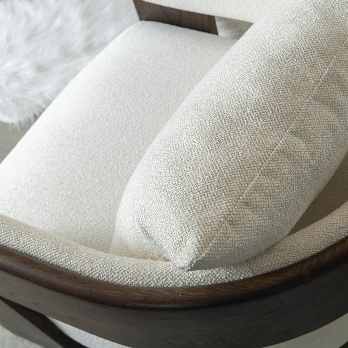 Fauteuil en bois d'orme et tissu écru Yséon