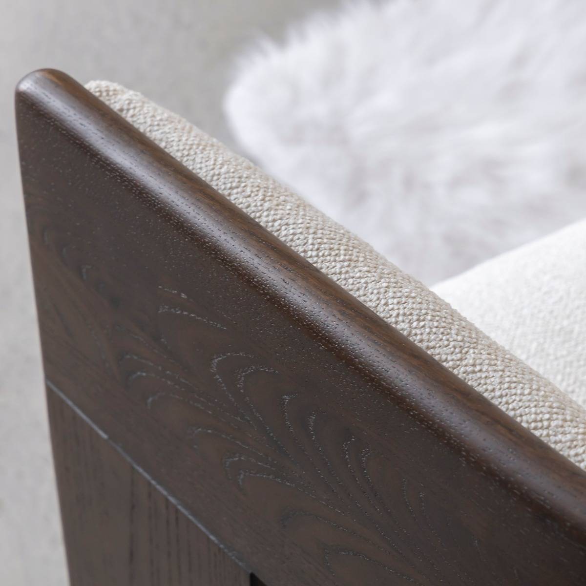 Fauteuil en bois d'orme et tissu écru Yséon