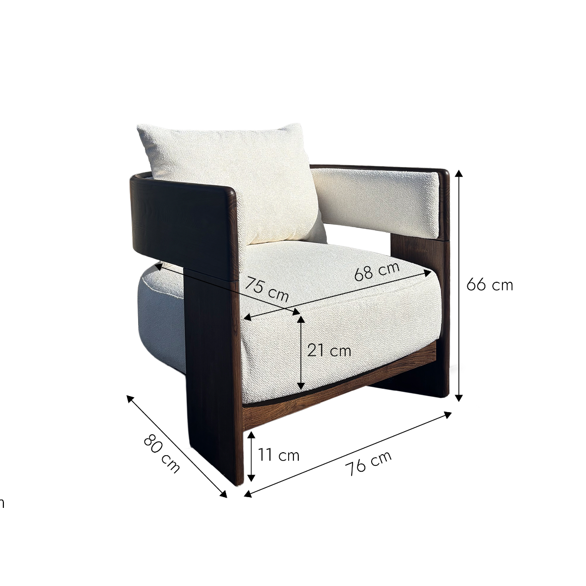 Fauteuil en bois d'orme et tissu écru Yséon