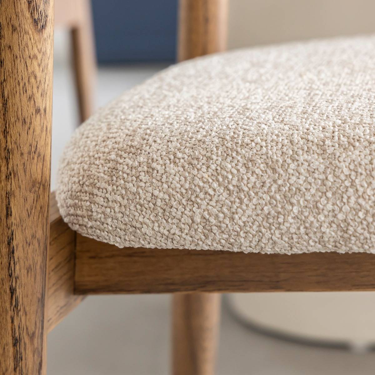 Chaise en bois d'orme et tissu Calyra