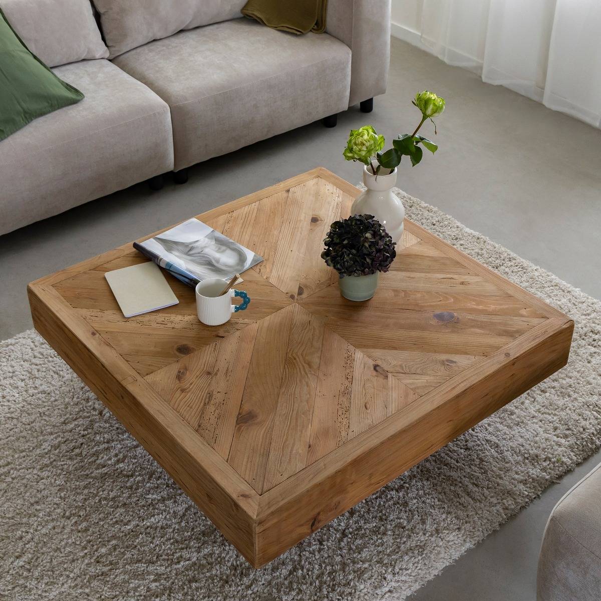 Table basse carrée en bois recyclé Blaise