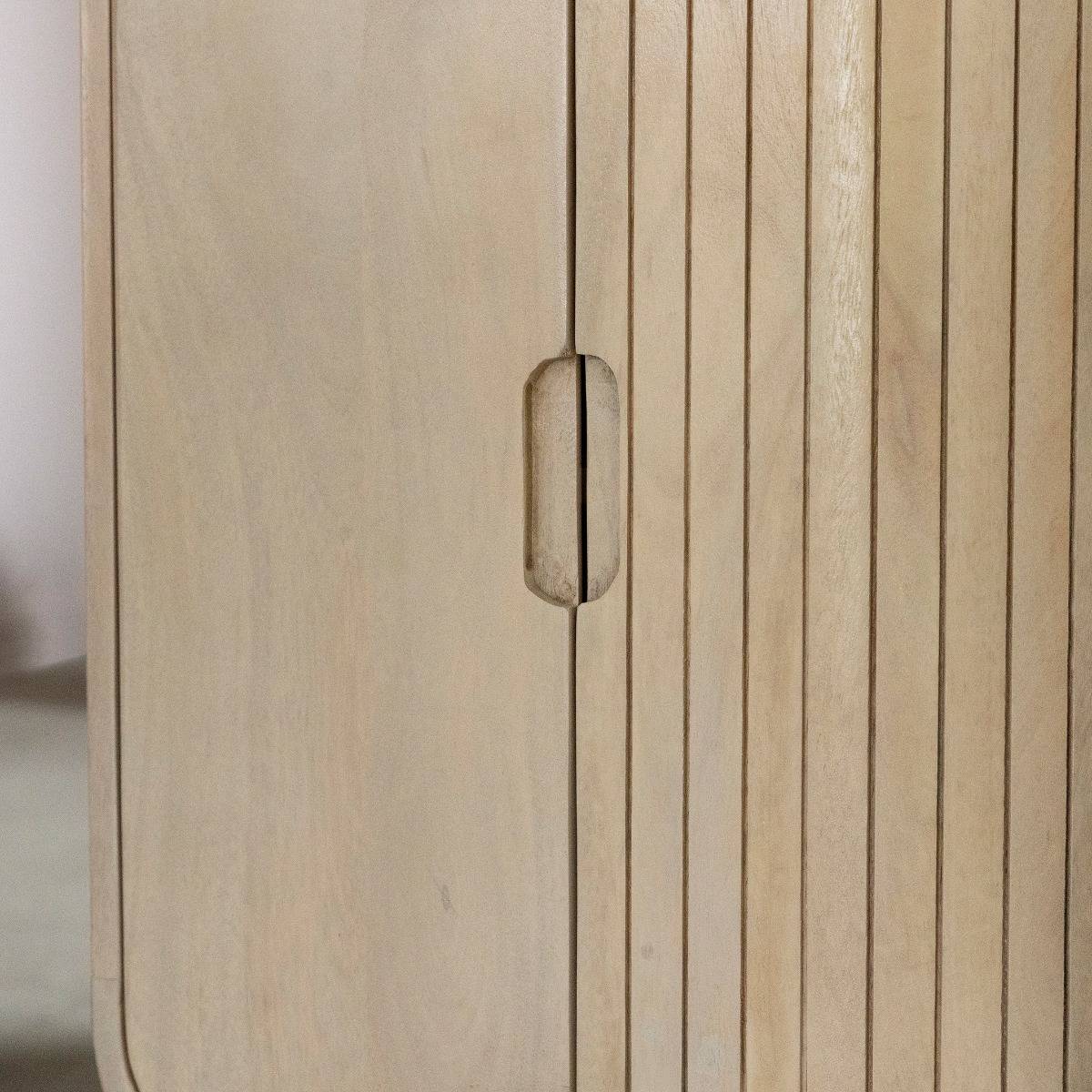 Petite colonne en bois de manguier Yoni