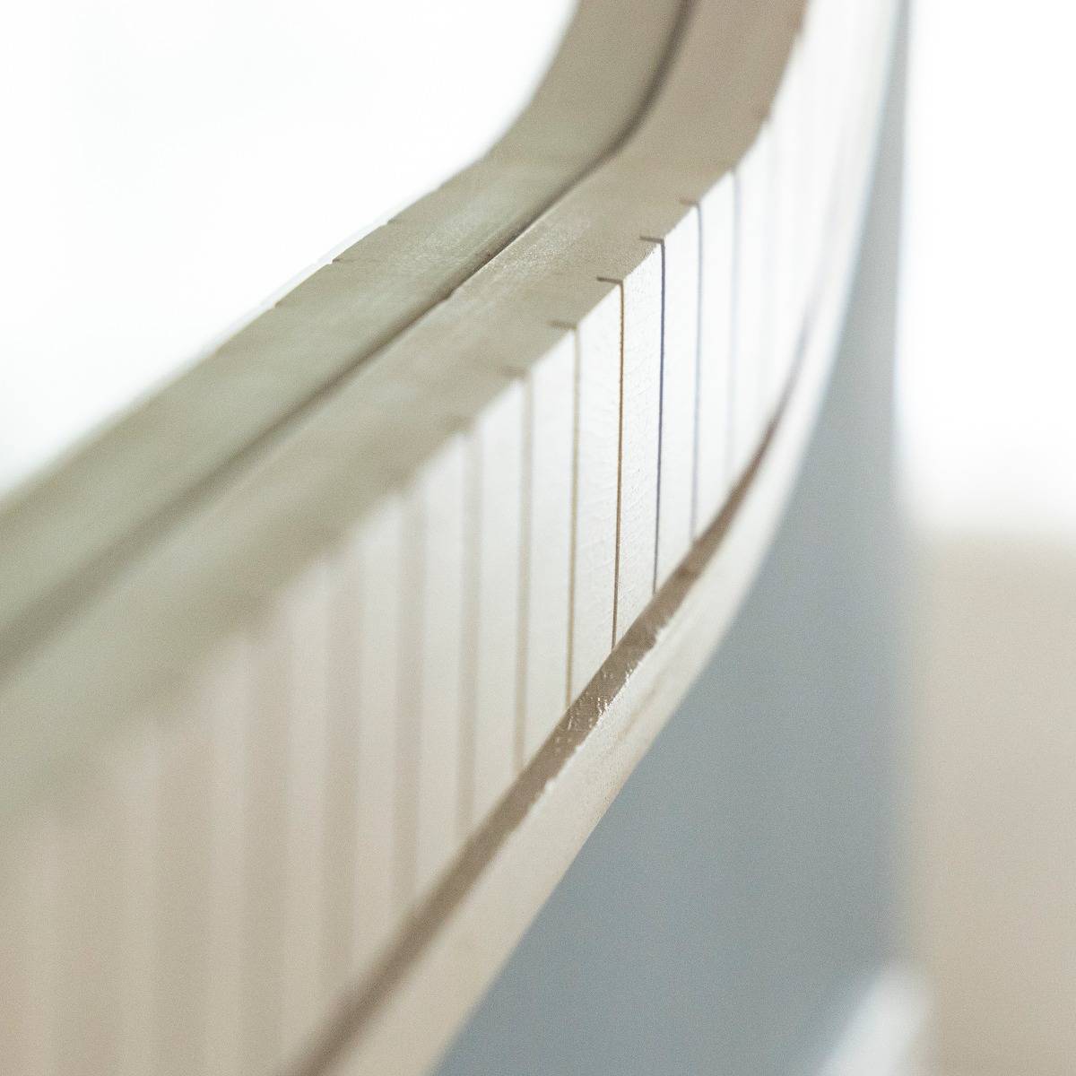 Miroir en bois de manguier Yoni