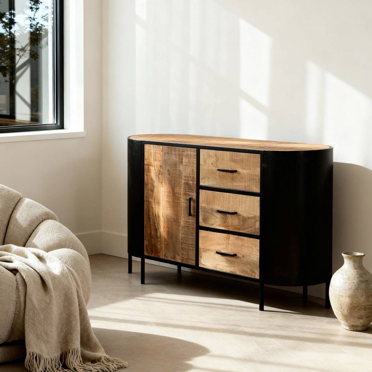 Petit buffet en métal et bois de manguier Achille