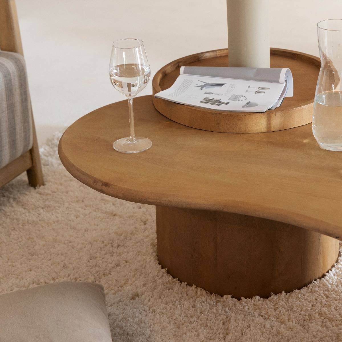 Table basse en vague en bois de manguier Silas