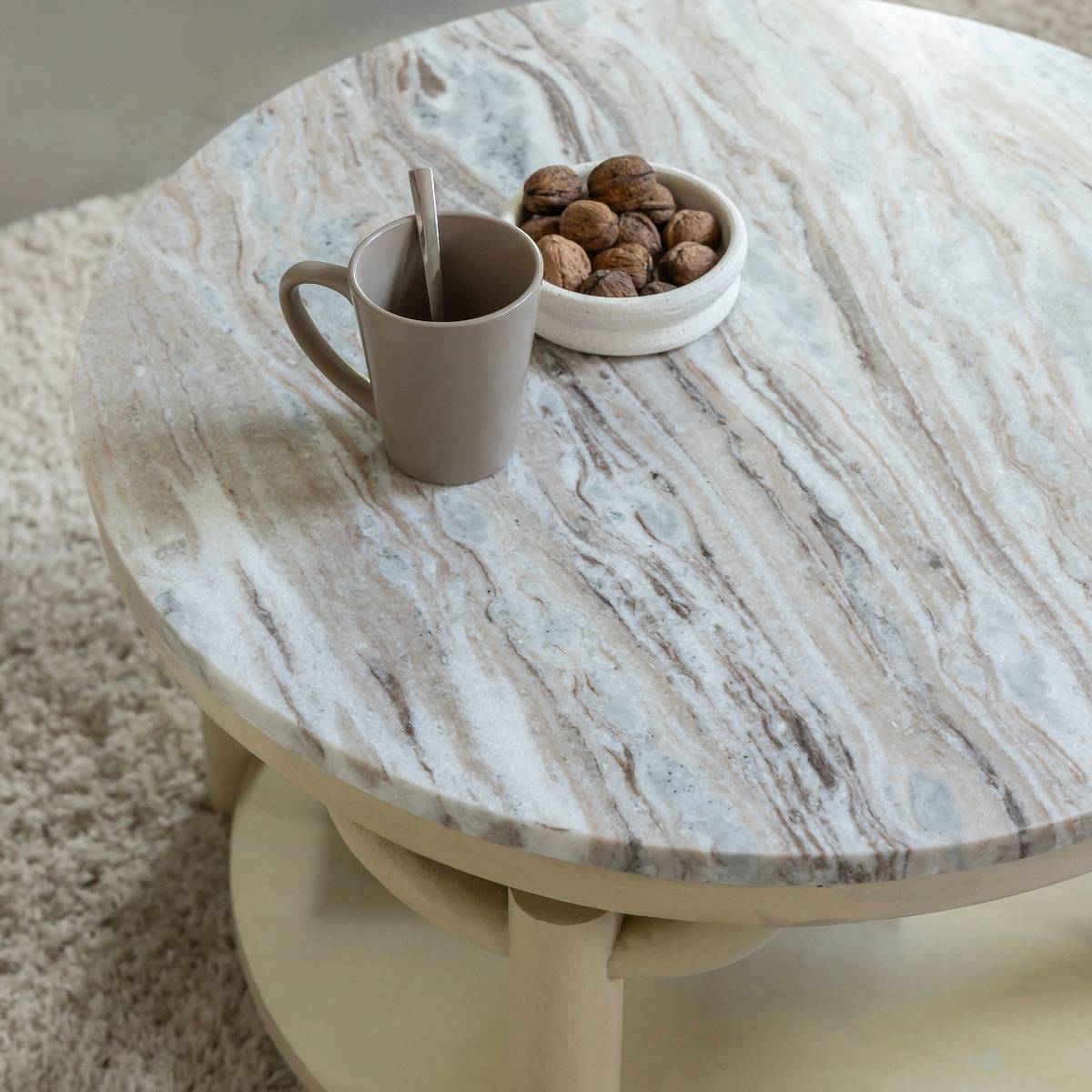 Table basse ronde en bois de manguier et marbre Isabella