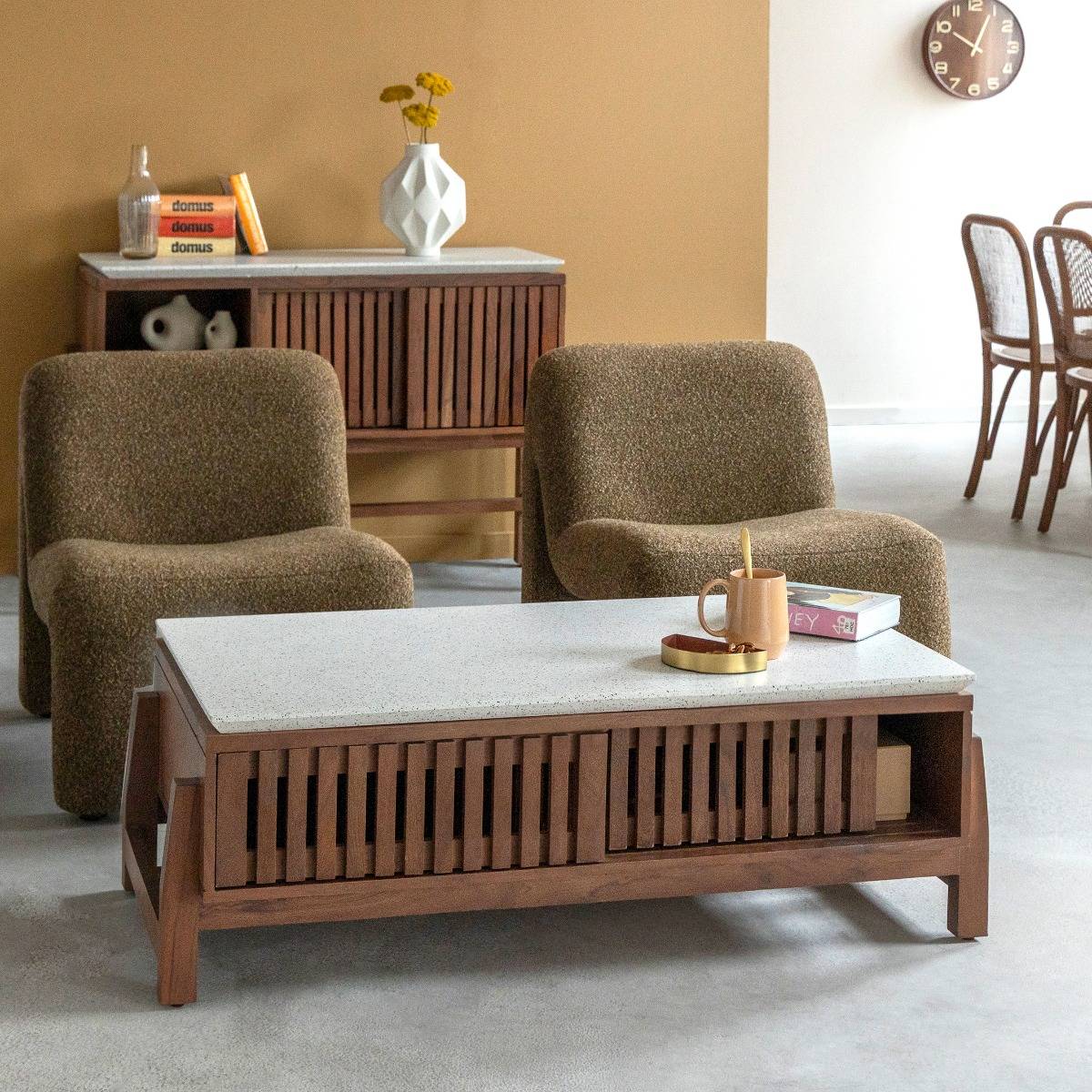 Table basse en bois d'acacia et terrazzo Kaelis