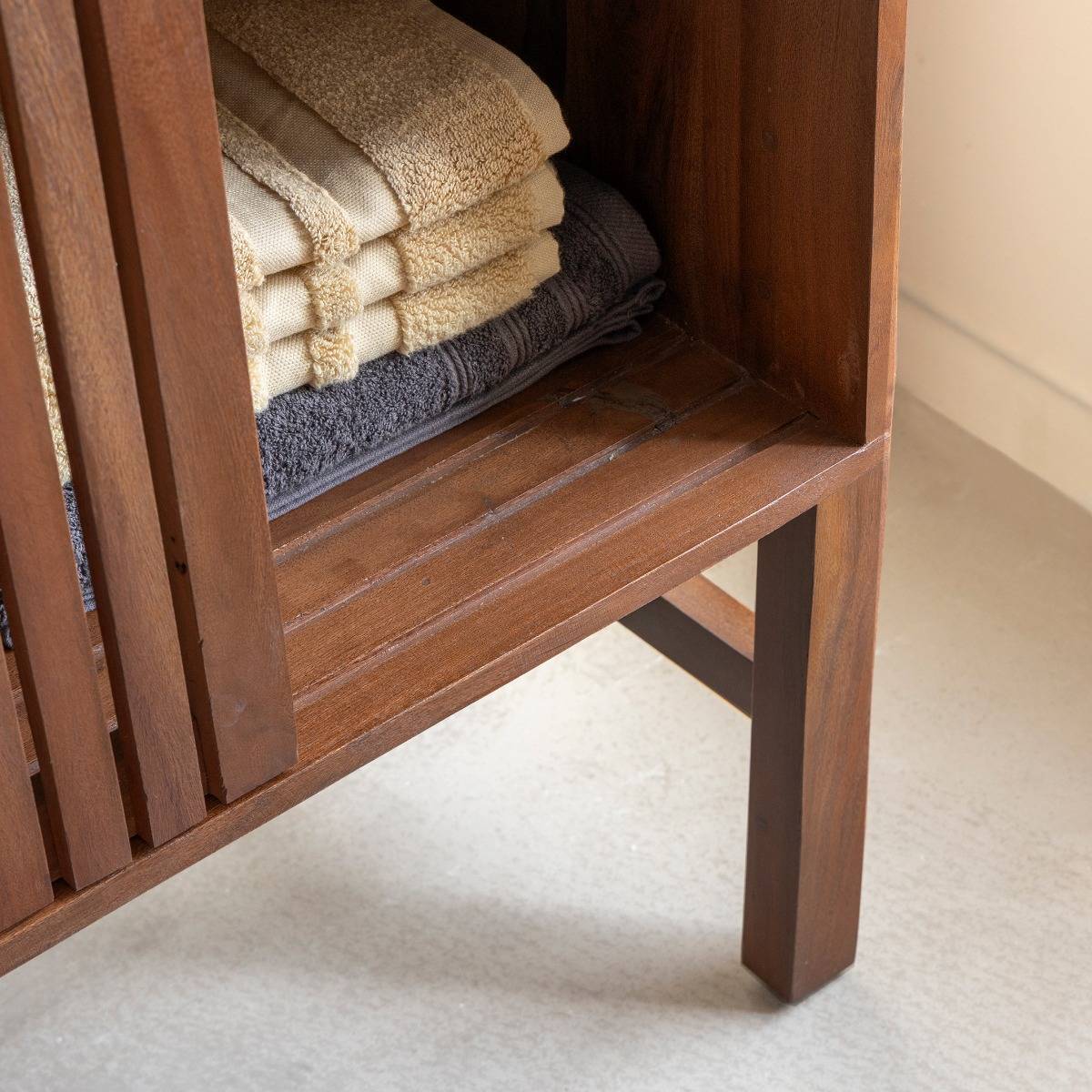 Meuble sous vasque en bois d'acacia et terrazzo Kaelis