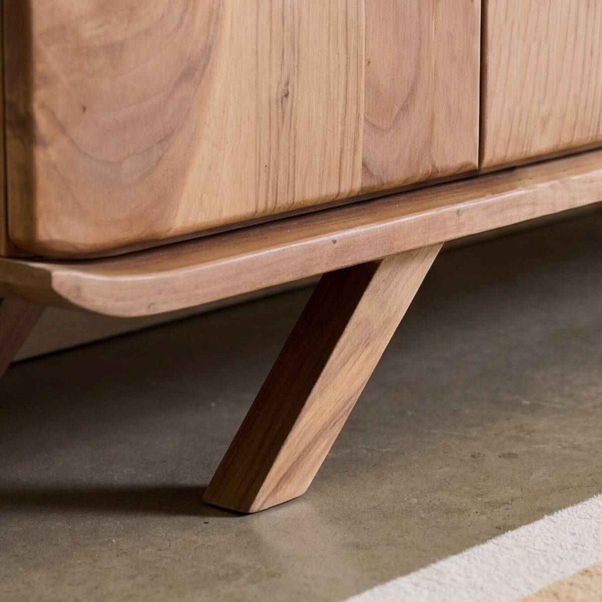 Buffet 4 portes en bois d'acacia Vinnie