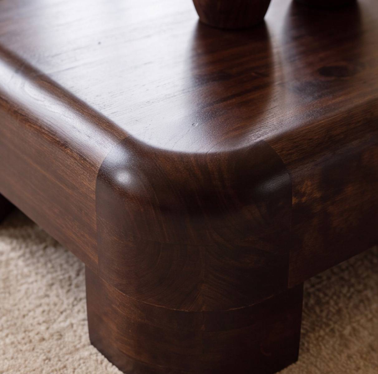 Table basse en bois de manguier foncé Alanah