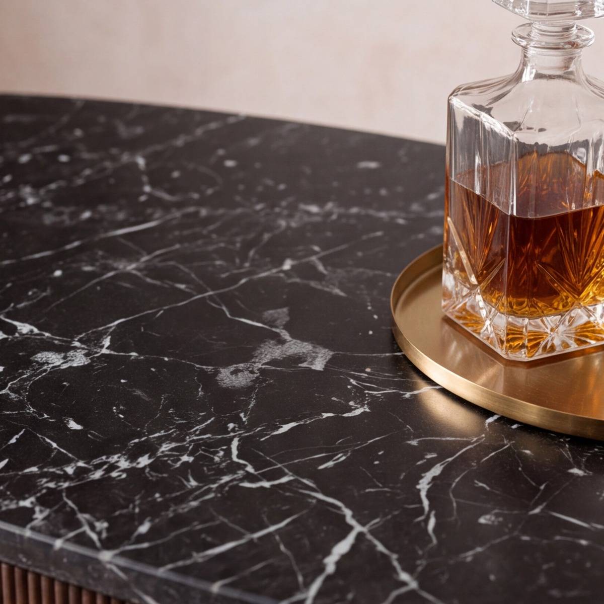 Meuble bar en bois de manguier et en marbre Néraly