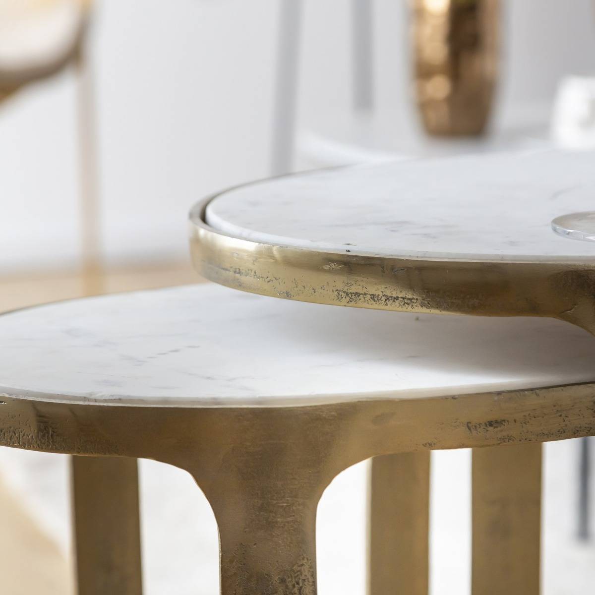 Table basse gigogne en marbre et aluminium Ruben