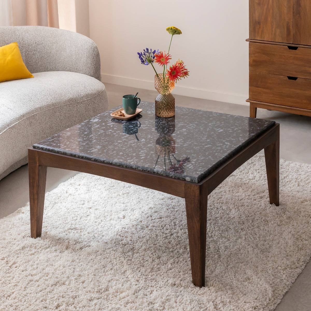Table basse carrée en bois de manguier et marbre noir Ilithe