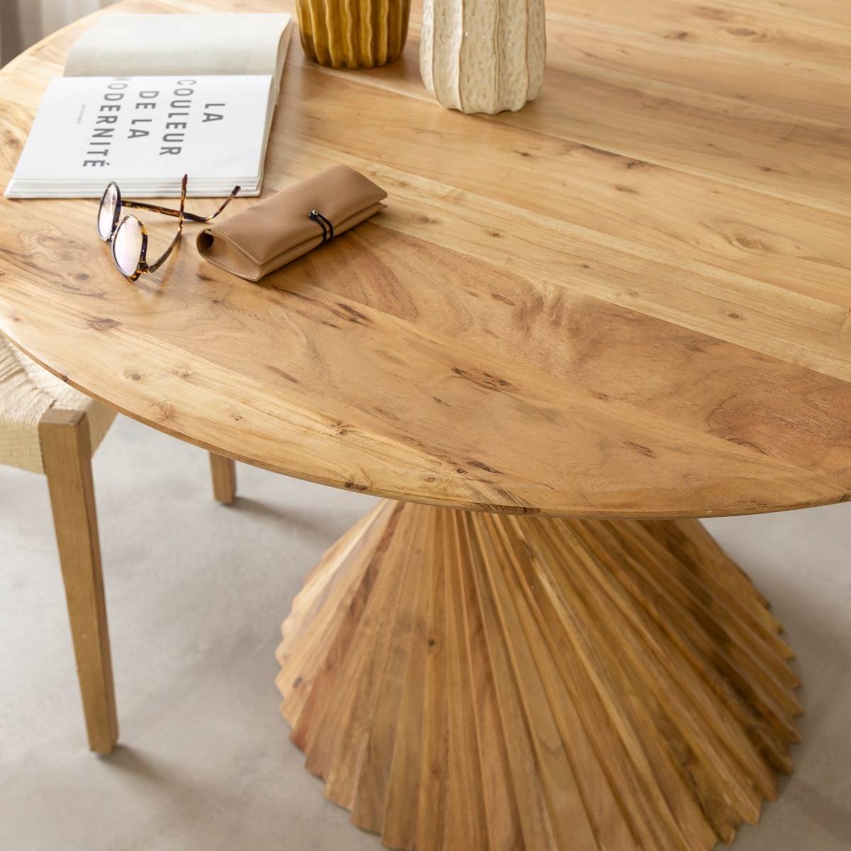 Table à manger ronde en bois d'acacia Orane