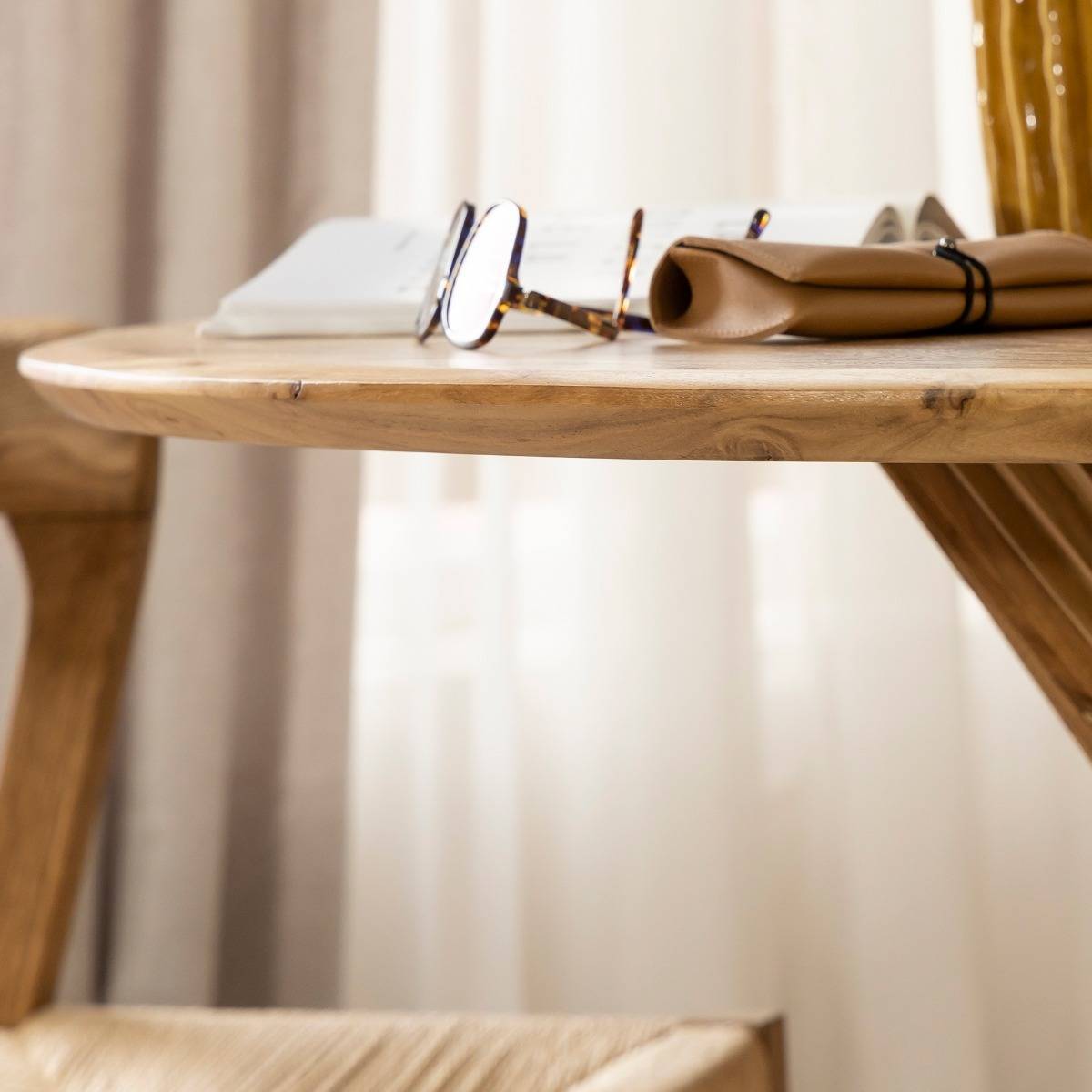 Table à manger ronde en bois d'acacia Orane