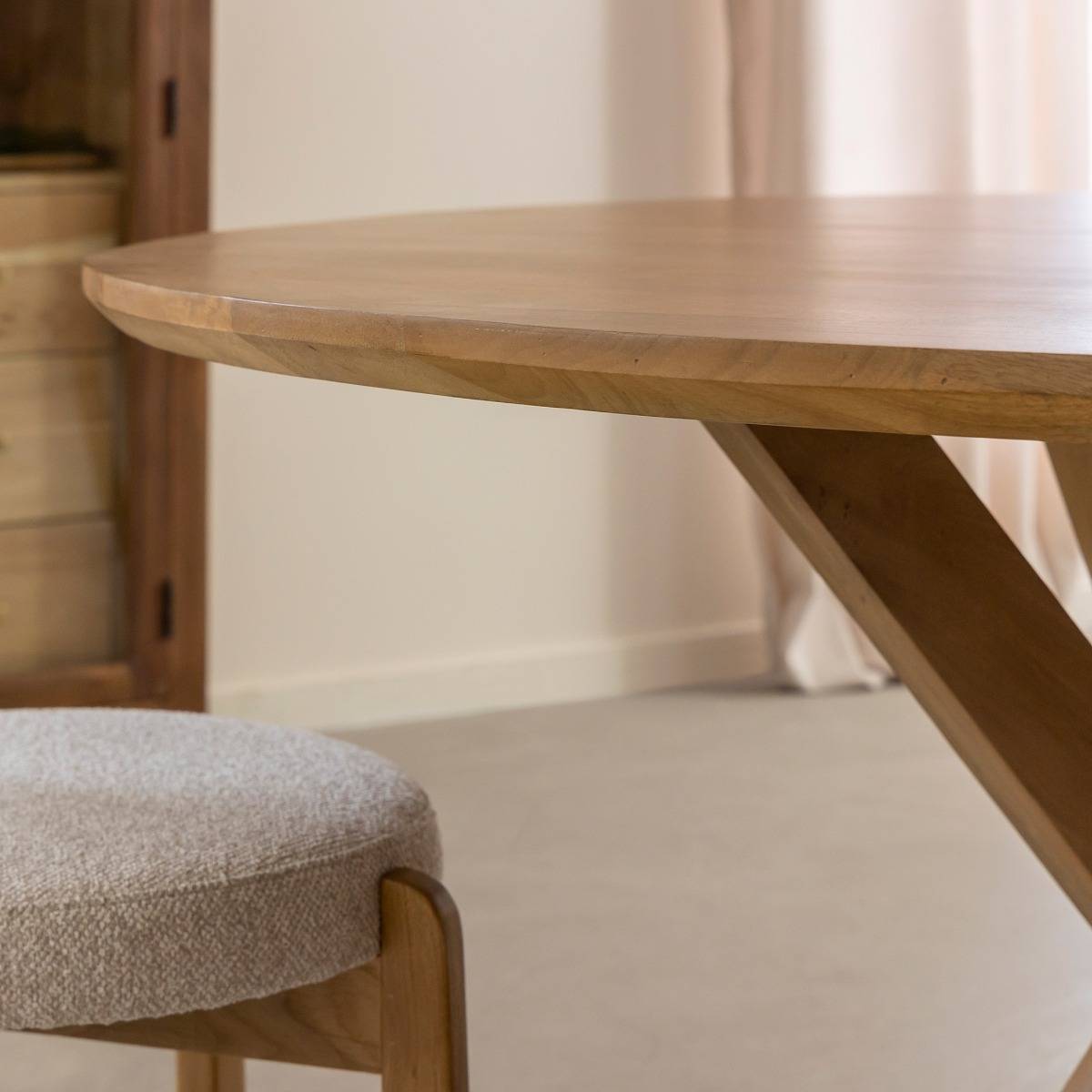 Table à manger ronde en manguier Maloé