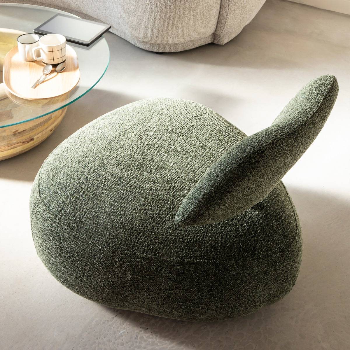Fauteuil en tissu bouclette avec dossier vert Calya