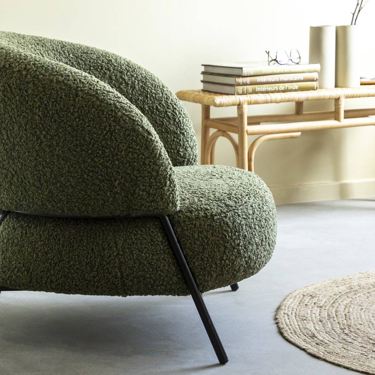 Fauteuil en tissu bouclette vert Kanoa