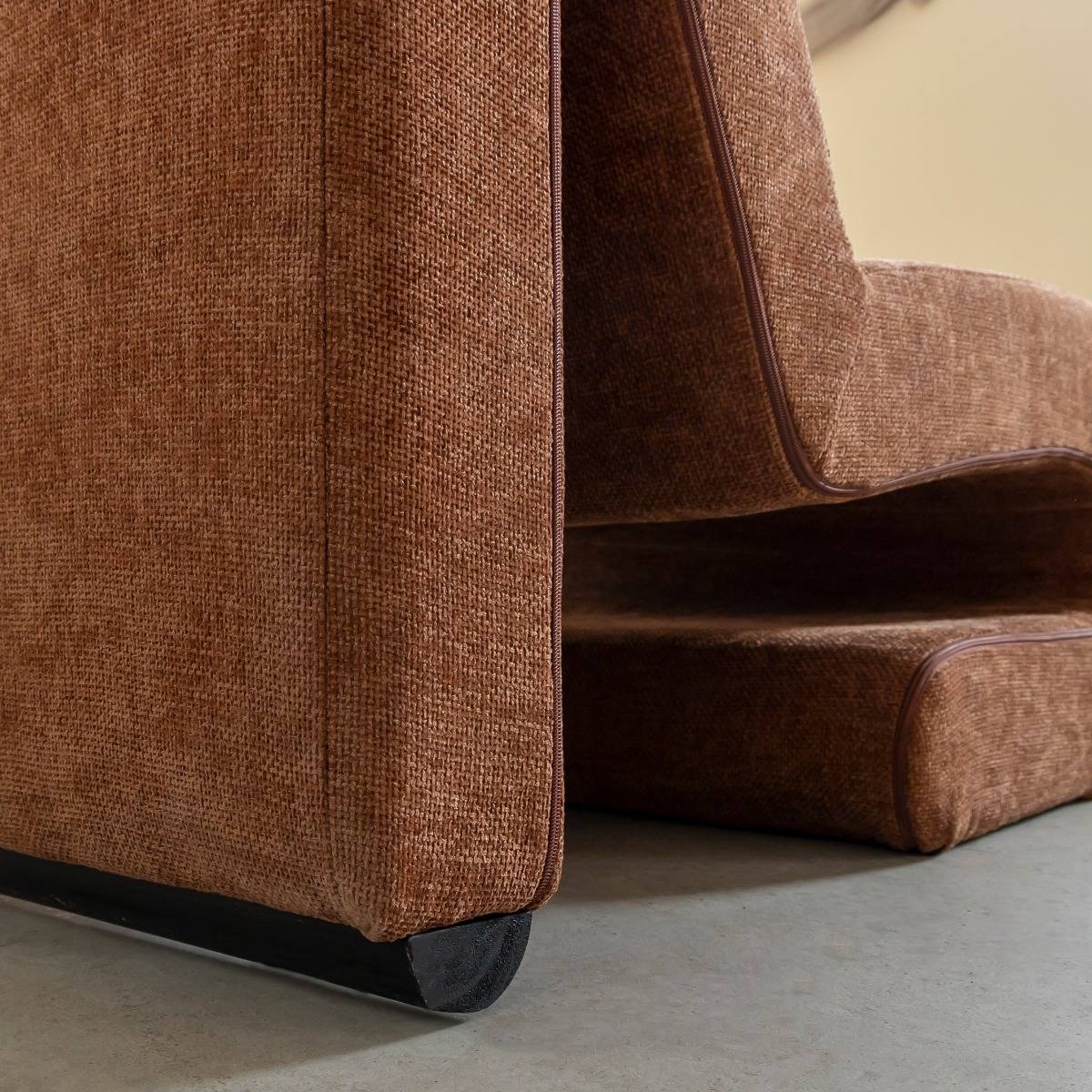 Fauteuil en tissu terracotta Ysera