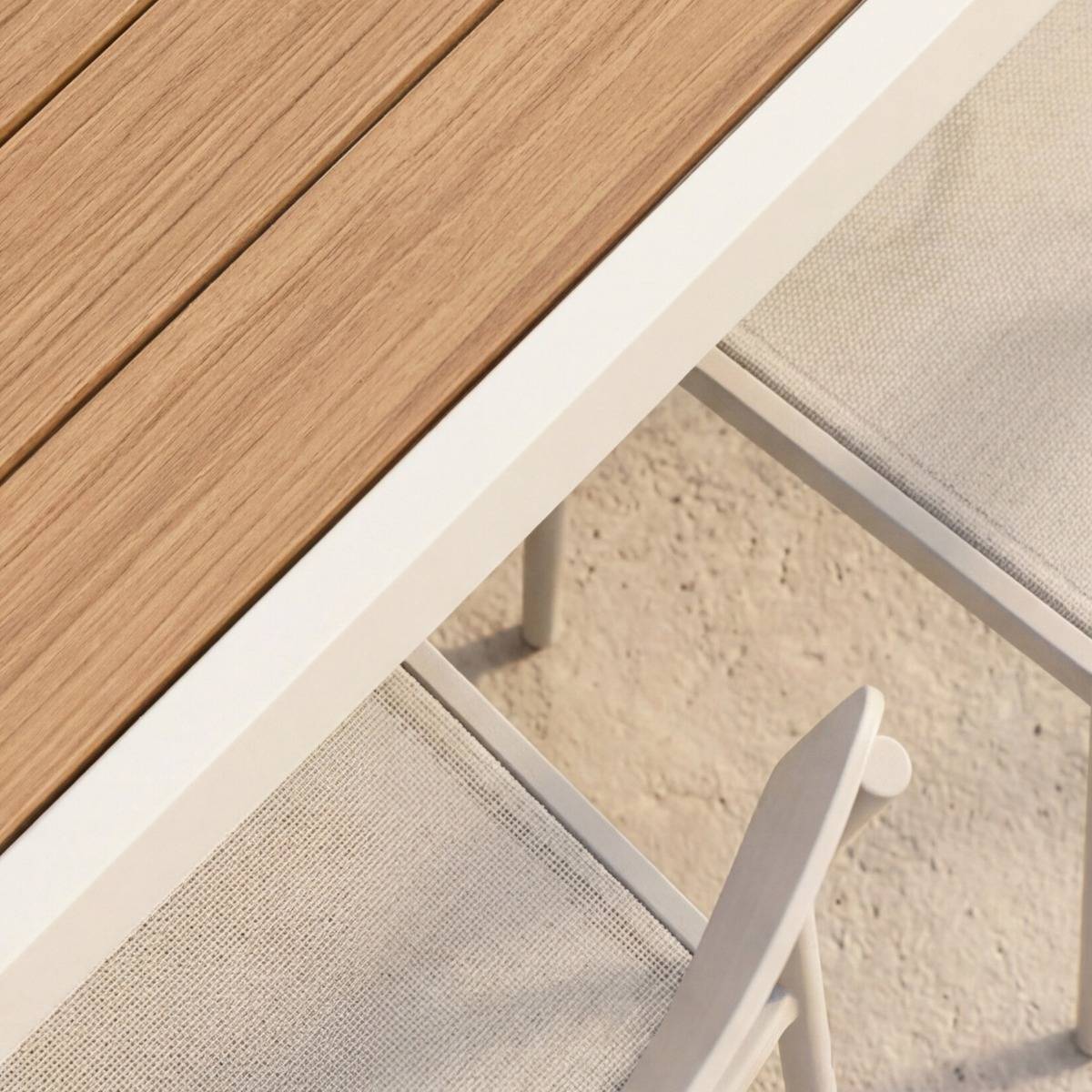 Table de jardin blanche en aluminium Ayden