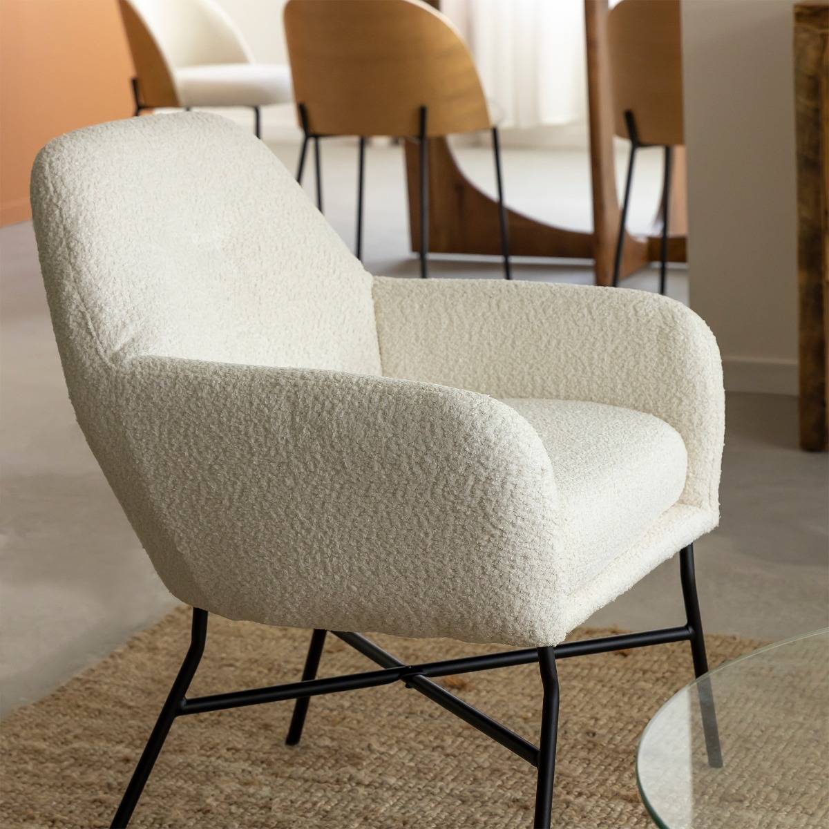 Fauteuil blanc en tissu bouclette Kanoa