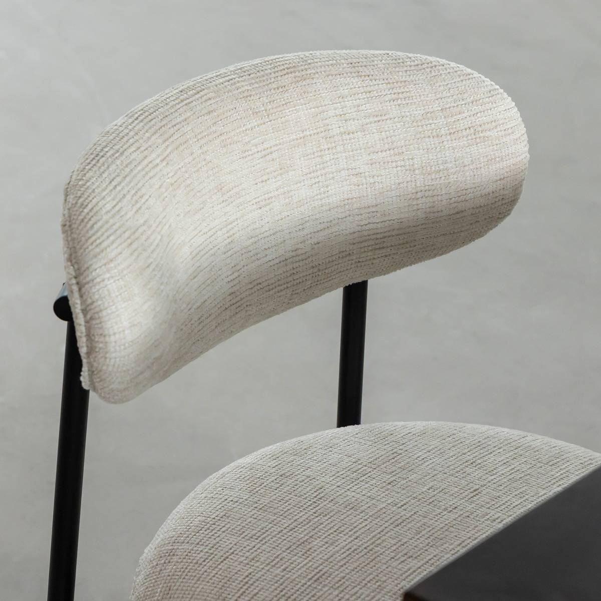 Chaise en tissu écru et pieds en métal noir Kanoa (lot de 2)